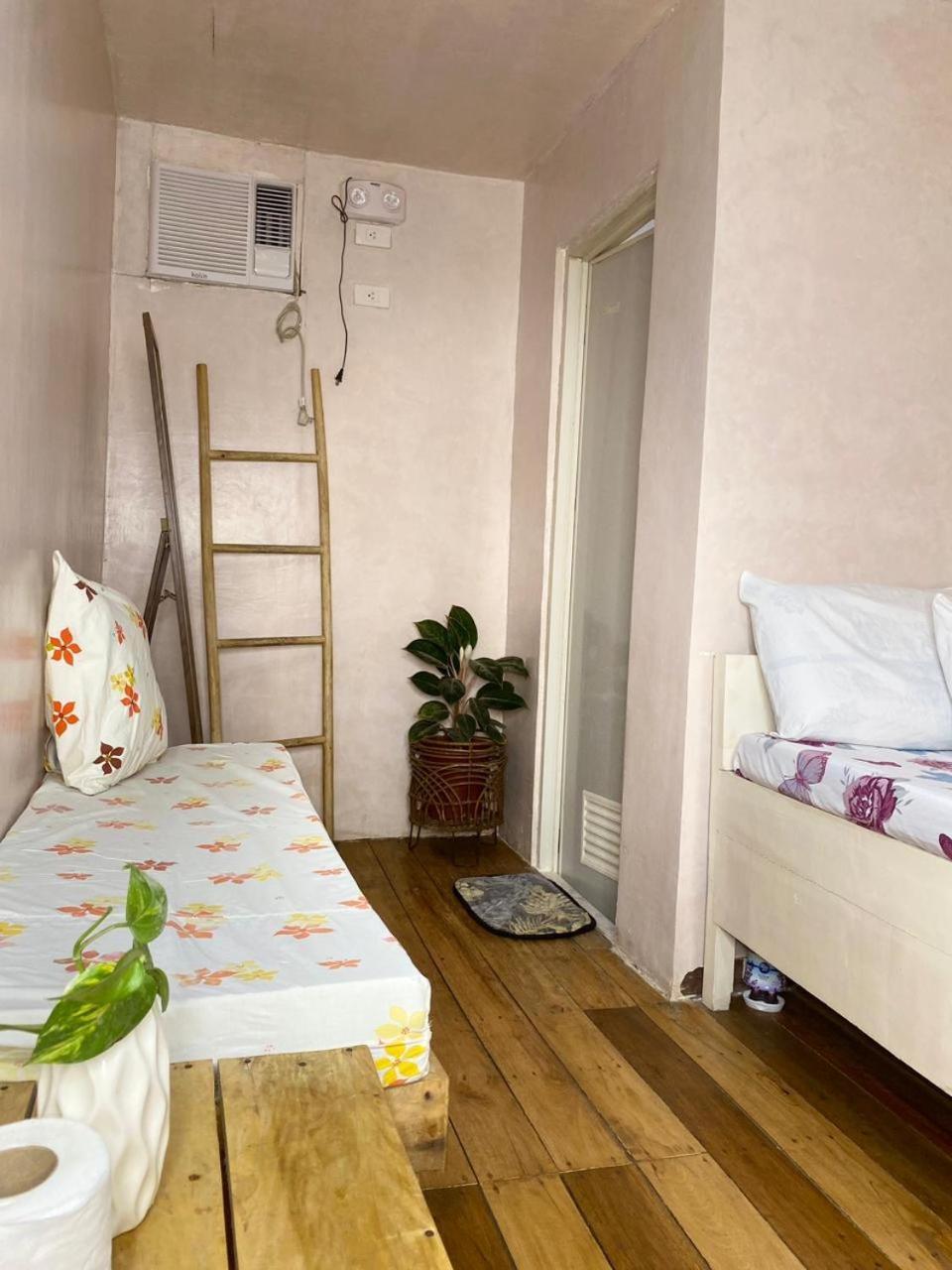 Malayah Hostel General Luna  Room photo